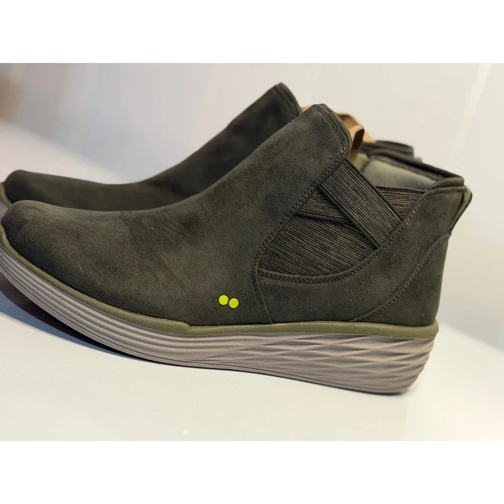Ryka Noelle 2 Ankle‎ Boots Alpine Green Water Repellent Side Zip Shoes 7.5 Women